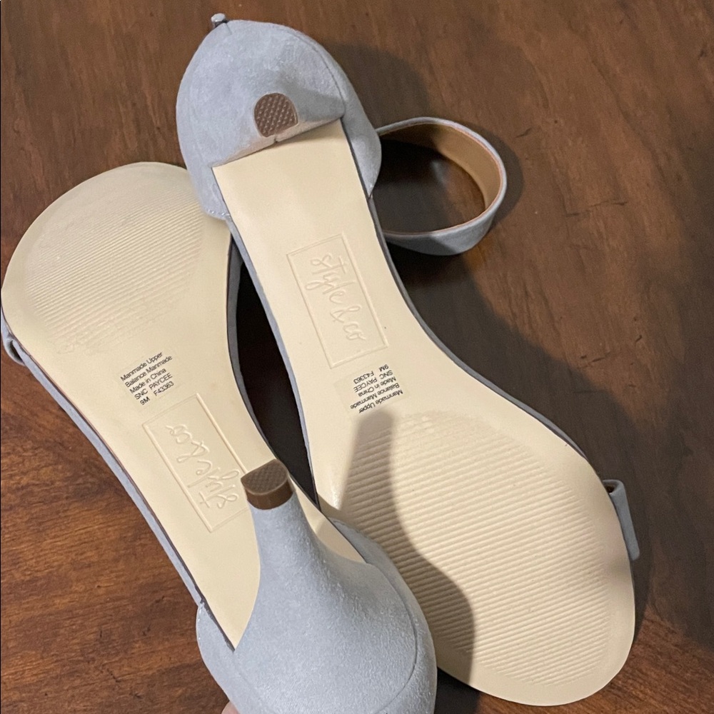 Style & Co. Cream Open-Toe Heels - Picture 4 of 7